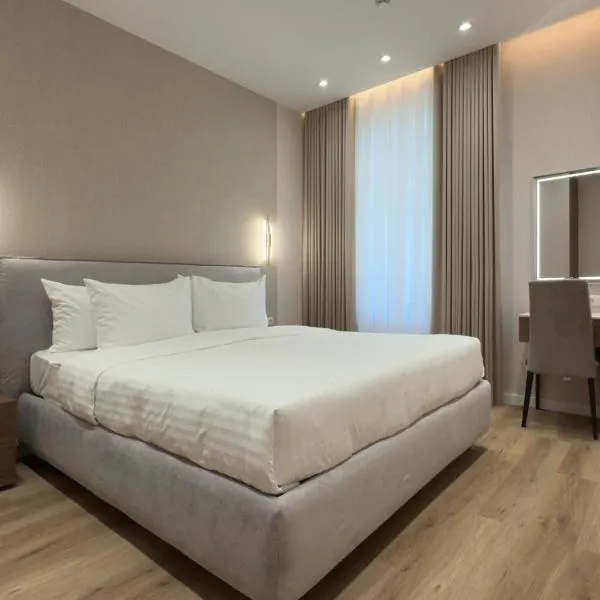 MK Luxury Serviced Apartment # 2, hotel i Chișinău