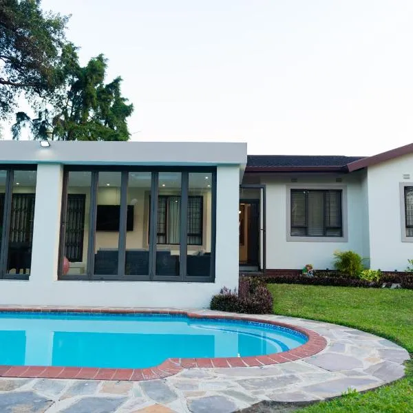 Tranquil Cowies Hill Stay, hôtel à Pinetown