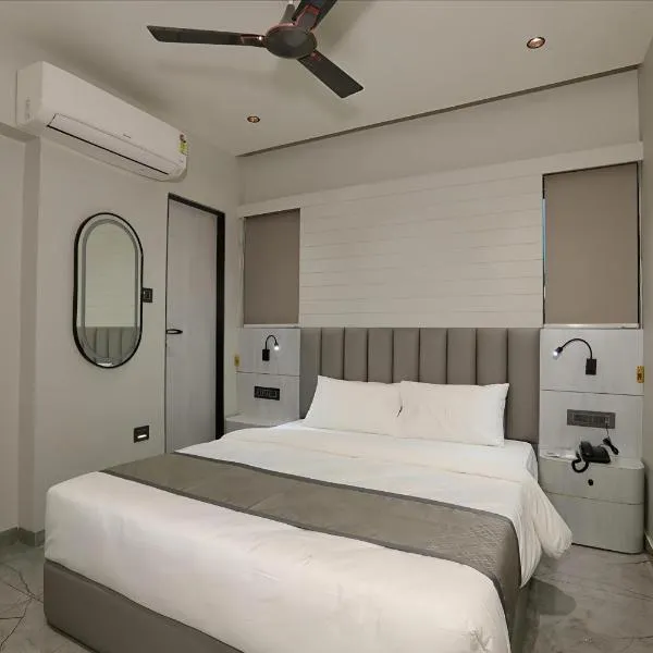 Hotel AERO INN, hotel en Ahmedabad