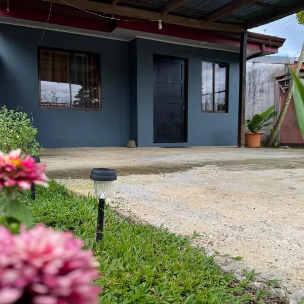 Casa Colibrí Encanto Rústico y Comodidad Moderna -La Fortuna, hotel vo Fortune
