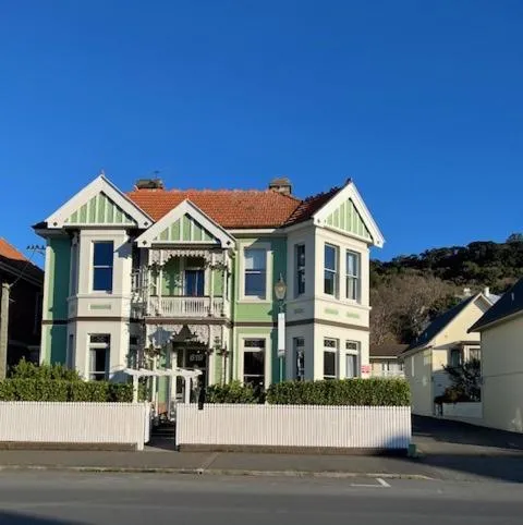 Sahara Guest House, hotel in Dunedin