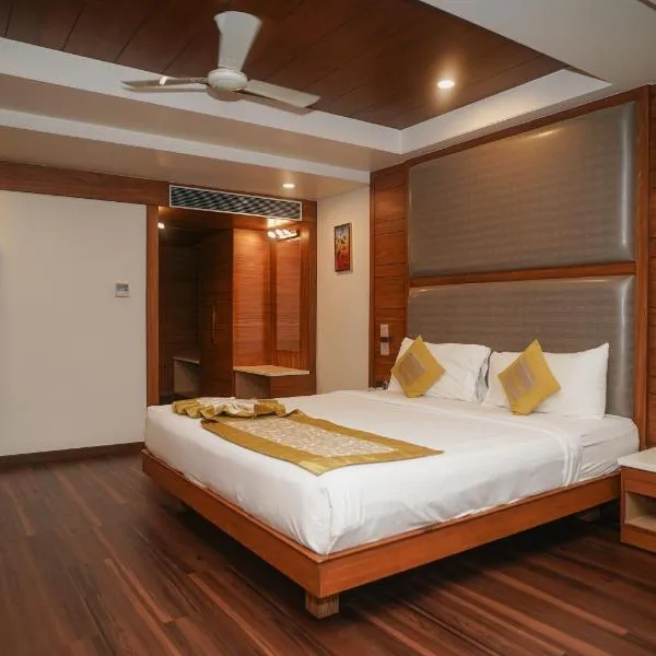 Royal Ritis Hubballi، فندق في هوبلي