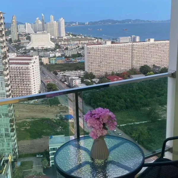 Dusit Grand Condo View Jomtien,喬木提恩海灘的飯店