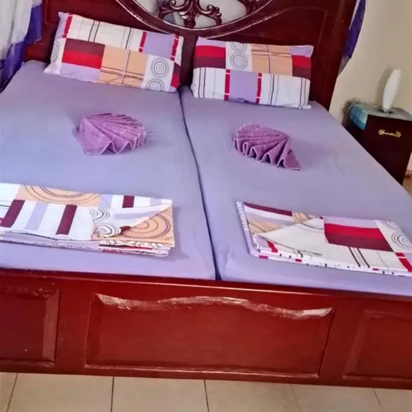 ZURI Homestay WIFI & Ocean NEAR!!, ξενοδοχείο στη Μομπάσα