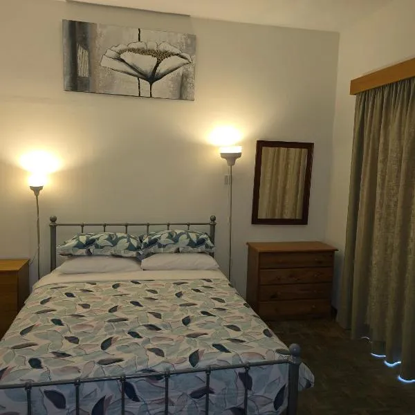 Elias Apartment, hotel en Kissonerga