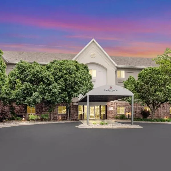 Candlewood Suites Appleton by IHG, hotel in Appleton