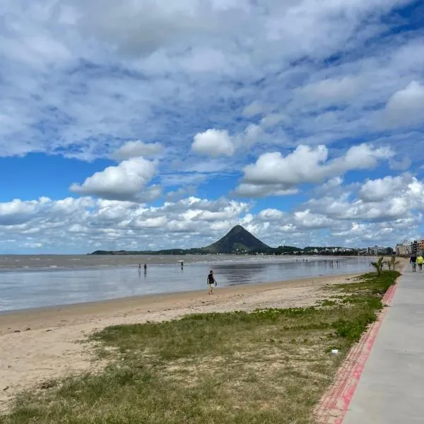 Aconchegante casa piuma, hotel in Piúma