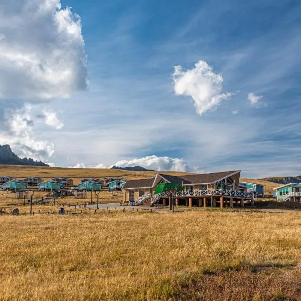 Green Crown Resort, ξενοδοχείο σε Yoliin Hural
