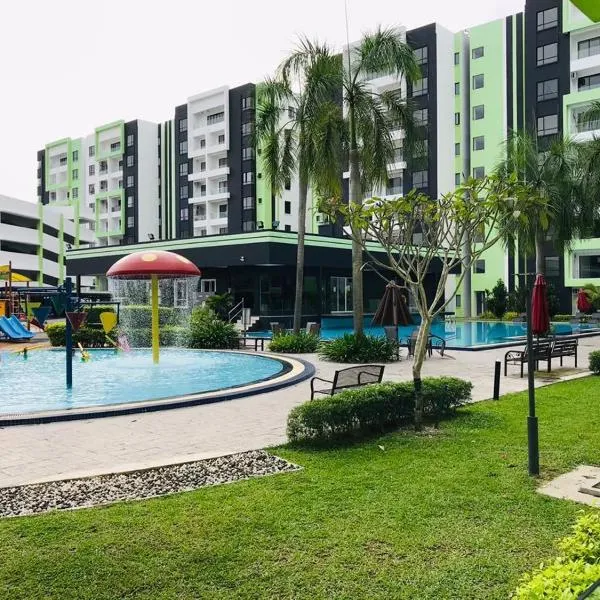 Bern's Homestay Manhattan Condo, Ipoh-GROUND FLOOR, POOLSIDE, FREE PARKING and WiFi, ξενοδοχείο σε Ipoh