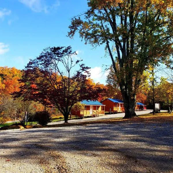 Black House Mountain ATV Campground、Jamestownのホテル