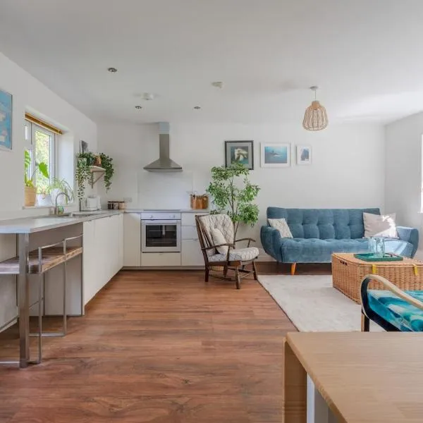 Willow Nook, hotel in Winscombe