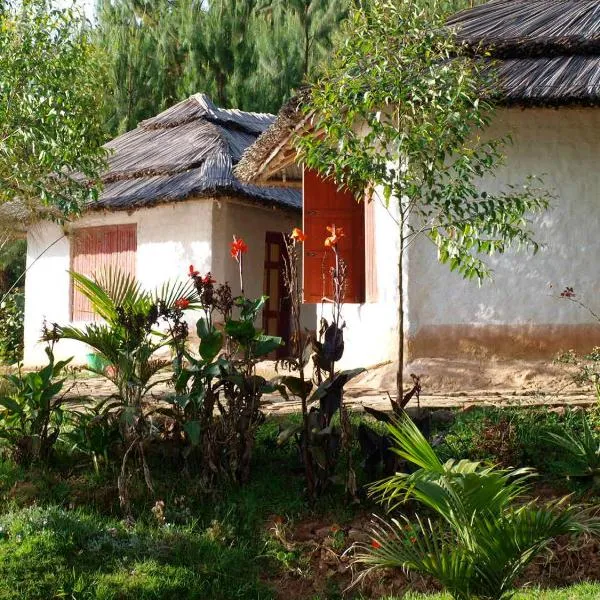 Paradise Resort, hotel in Chabahinga