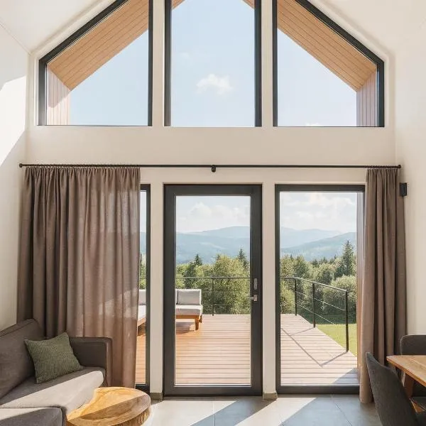 Domki na polanie, hotel in Stryszawa