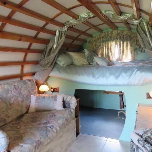 Rustic rural retreats, hotel in Simonsbath