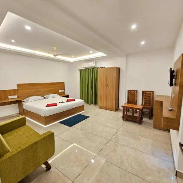 Rolax Tourist home, hotel in Thekkady