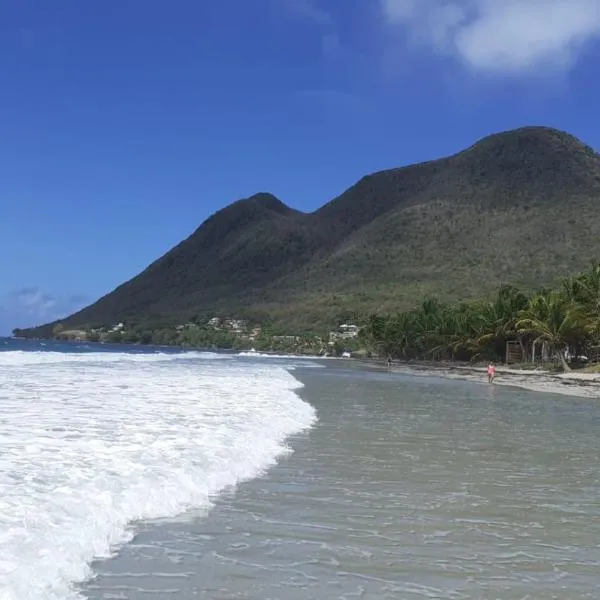 Mi Plézi Appartement au Diamant., hotel di Le Diamant
