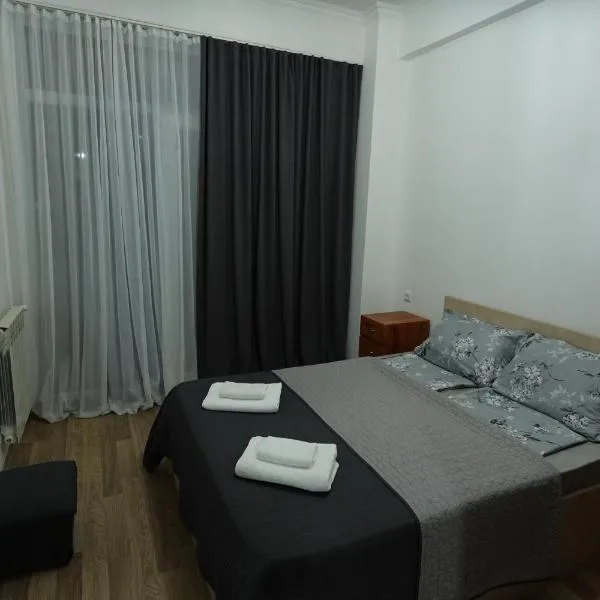 Peaceful Tbilisi Apartment Wifi, hotell i Tbilisi City