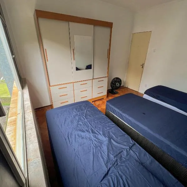 Quarto na Pituba, hotel v destinaci Salvador