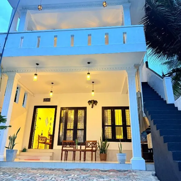 Ocean Breeze Cottage, hotel di Ahungalla