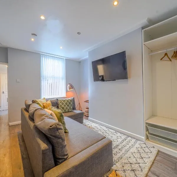 Stunning 1 Bedroom 4 Guest Flat by Anfield Stadium, Hotel in Liverpool