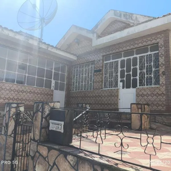 Casa aconchegante em BQ、バルバセーナのホテル