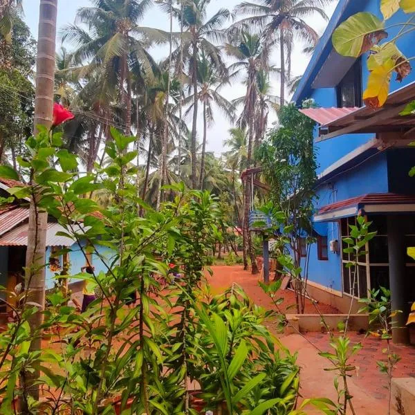 Shalom Homestay and Boating, ξενοδοχείο σε Honāvar