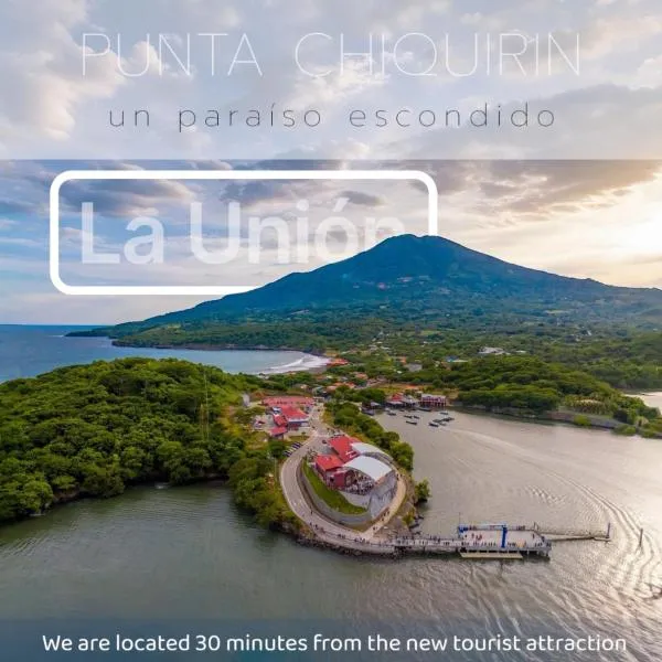 Muy cerca de playas y miradores muy accesible a la ciudad y comercios, hotel in La Unión