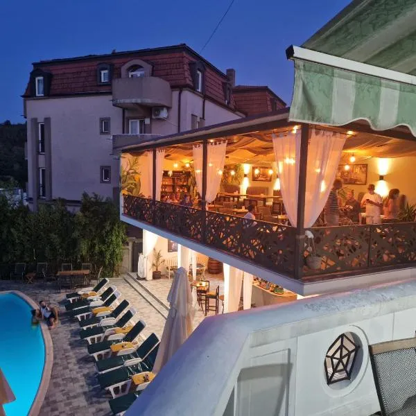 Garni Hotel Panorama Lux, hotel em Niš