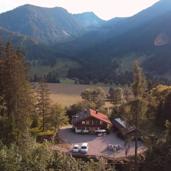 G21 Alpine Chalet a MOUNTAIN HIDEAWAY, hotel in Bayrischzell
