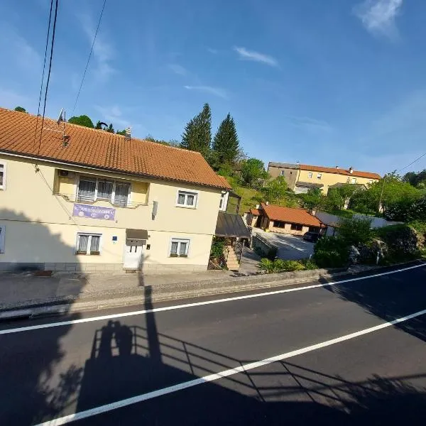 Elena Rooms, hotel v destinaci Pasjak