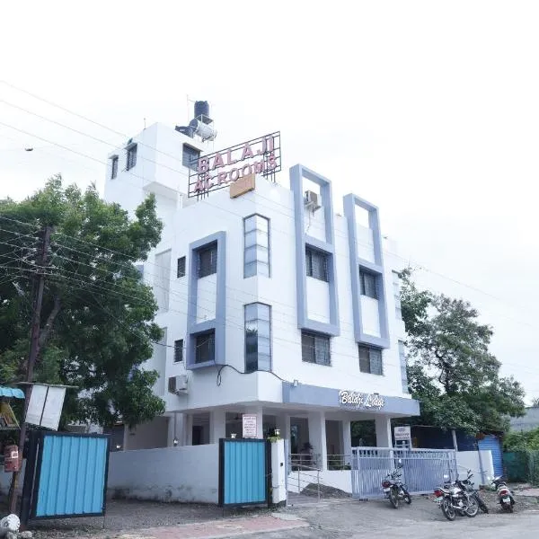Balaji Lodging, hotel in Pandharpur
