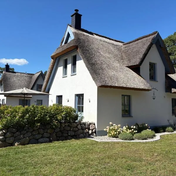 Ferienhaus Fischerhuus, hotel en Zirchow