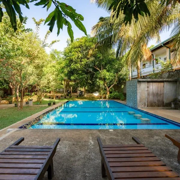 Tropicara Resort, hotel en Sigiriya