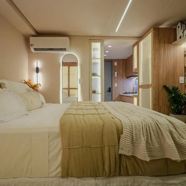 Flat Exclusivo Beira-mar em Cabo Branco - Jardins Al Mare #323 by AcalMar Flats, ξενοδοχείο στο Ζοάο Πεσόα