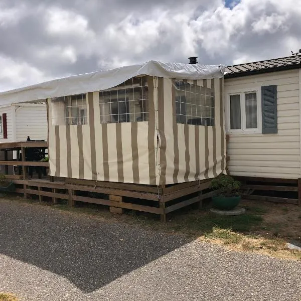 mobil home 3 chambres, Hotel in Pataias