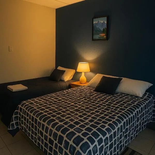 Blue Lion Lodge, hotel a Juayúa