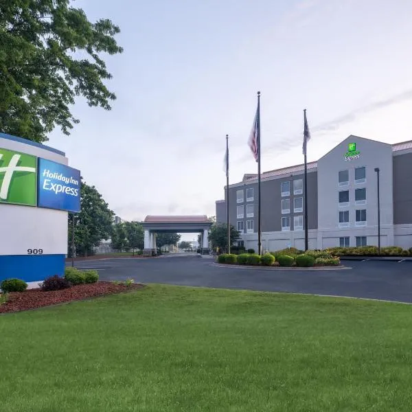 Holiday Inn Express Greenville by IHG, hotel in Greenville