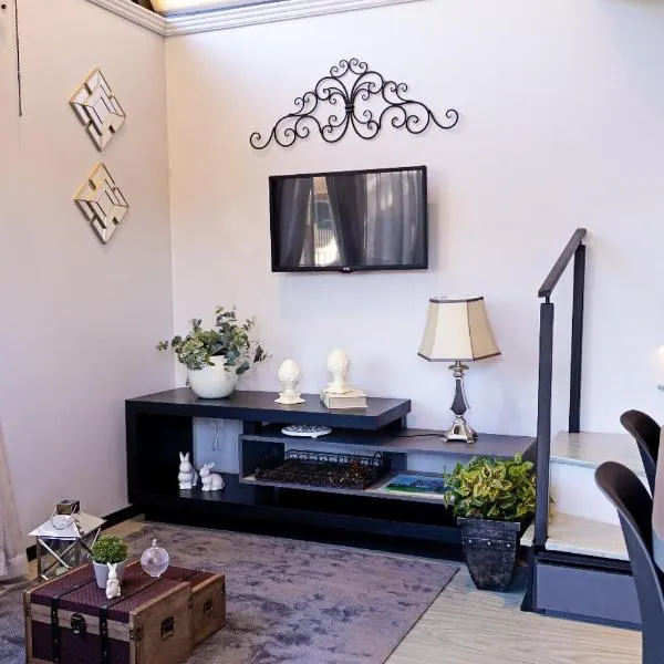 Chalé romântico e aconchegante、イラティのホテル