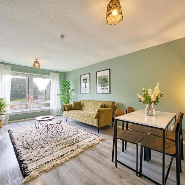 2BR Flat Near Glasgow Uni Hydro and City Centre, hotel in Glasgow
