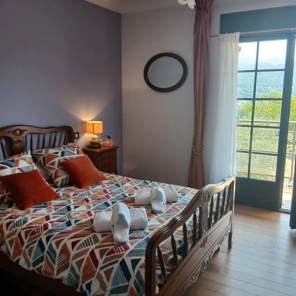 Retour a la source Chambre d'hôtes bien être, Hotel in Lourdes