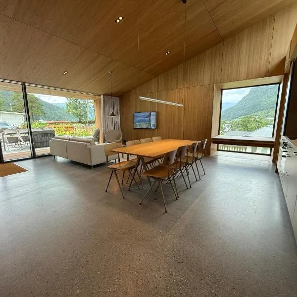 Kinsarvik Camping, hôtel à Kinsarvik