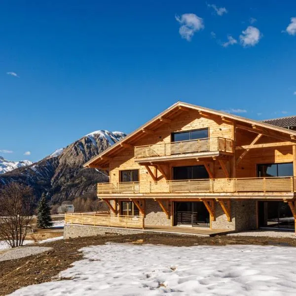 La Licorne de l'Encombrette 1، فندق في ألو