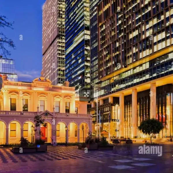 2Bedrooms, 2-bath, 1 Garage Apartment, hotel in Sydney
