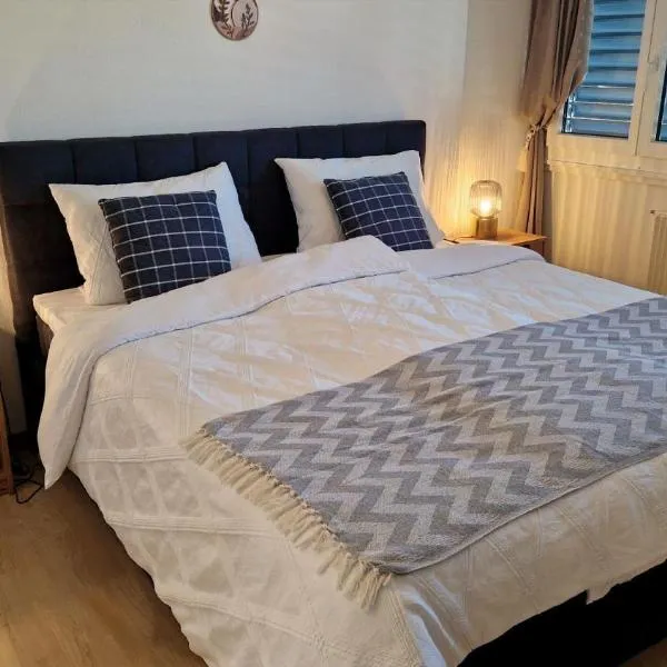 Schöne 3Zimmer-Wohnung Stadtnah, khách sạn ở Derendingen