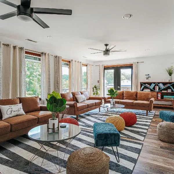 Basecamp151, hotel in Afton