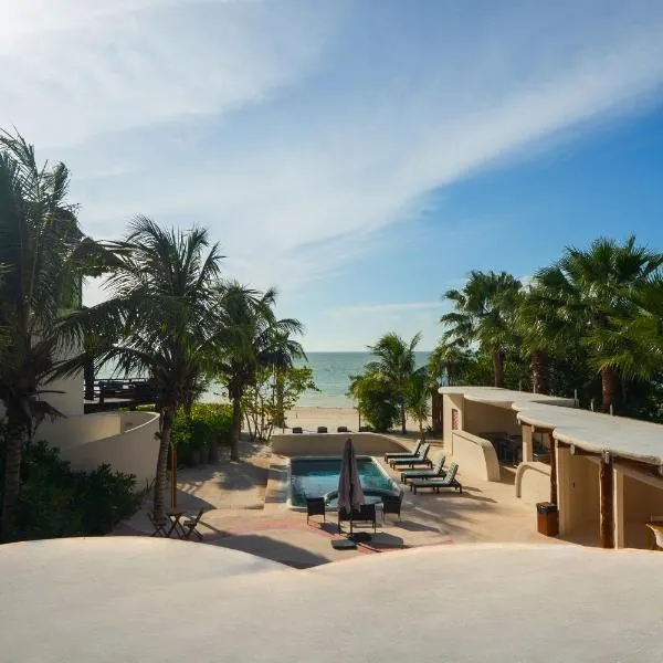 Beachfront Hotel Boutique DK, hotel in Holbox Island