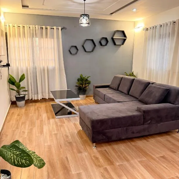 Résidence Son'kude، فندق في لوميه