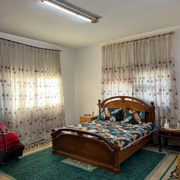 Abuawad Rental, hotel v destinaci Džaraš