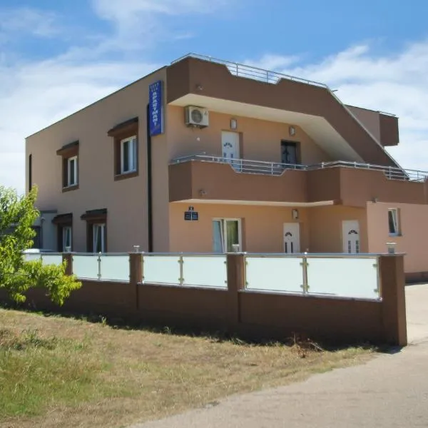 Ana & Marija, hotel in Kaštela