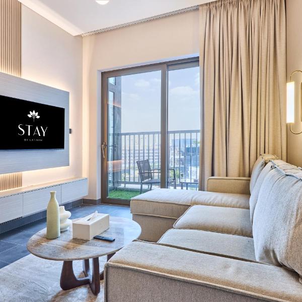 STAY BY LATINEM Luxury 1BR Holiday Home CA 0906 Near Burj Khalifa, Dubaj